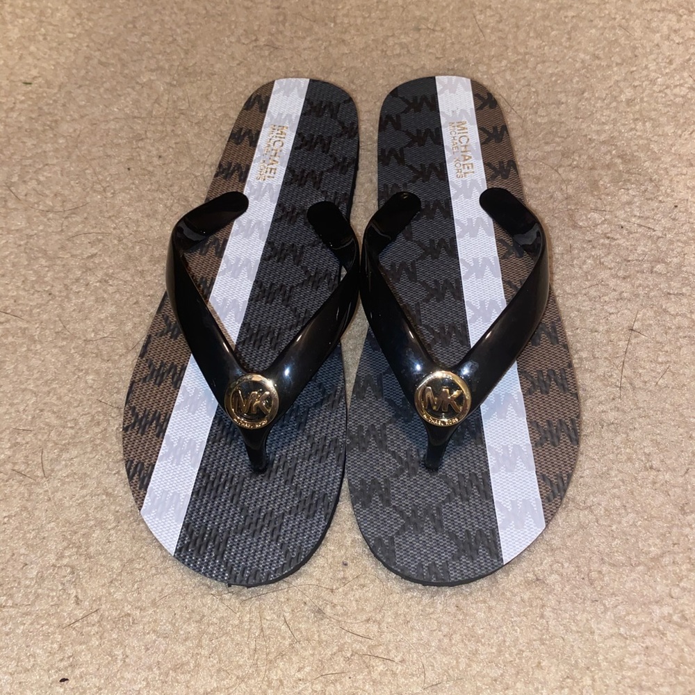 NEW Michael Kors Flip flops